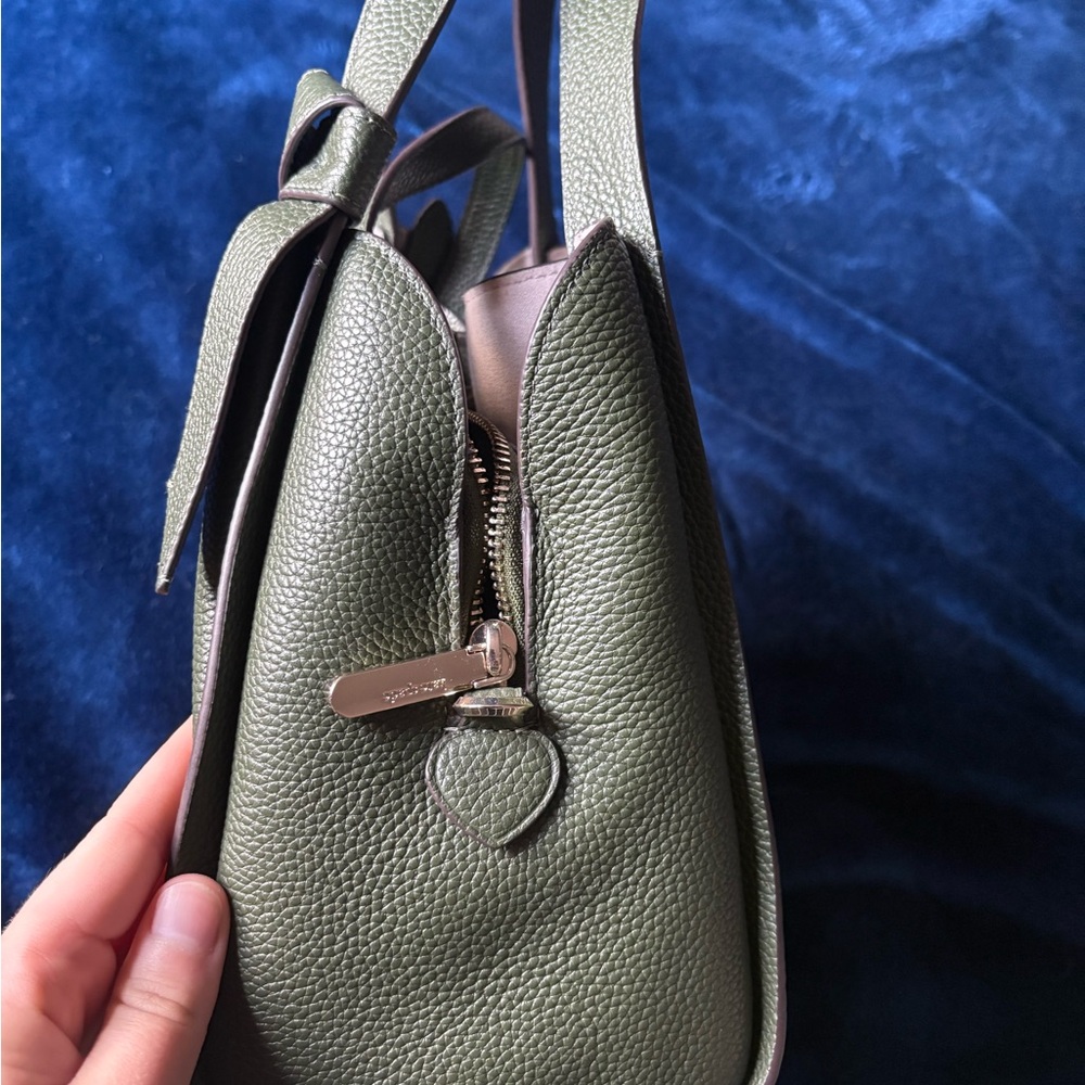 Kate Spade knott Tote Bag - Picture 2 of 12